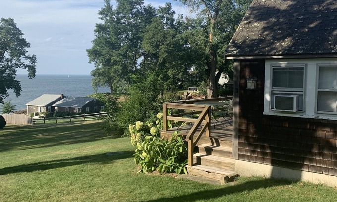 Gloucester Cabaña | Bayview Guest Cottage