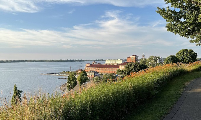Erie Casa | Bayview Home in Heart of Downtown