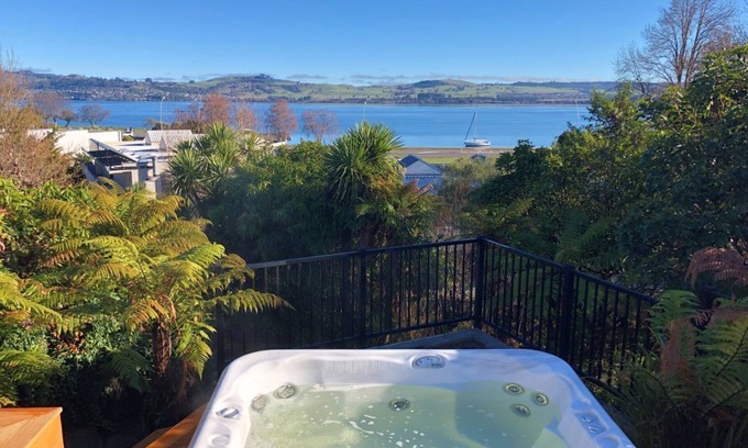 Two Mile Bay Casa | Bayview Taupo - Spa Pool and Views