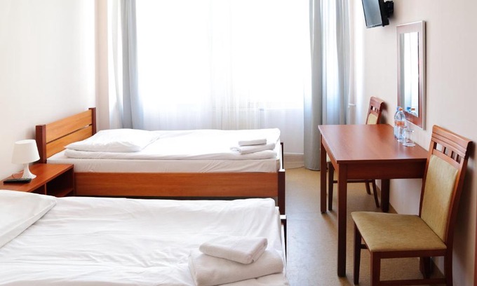 Sielce Complejo | Baza Hotelowa Bobrowiecka 9