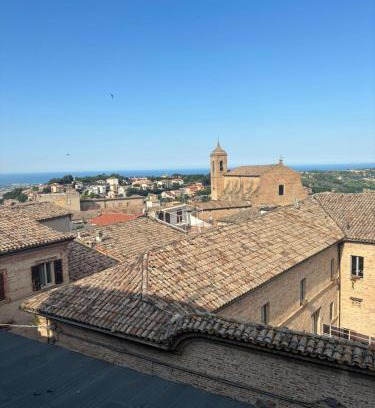 Potenza Picena Cama Y Desayuno | BB Da Primo la vista sul borgo Potenza Picena