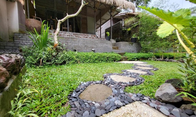 Kenderan Cama Y Desayuno | BB House Ubud