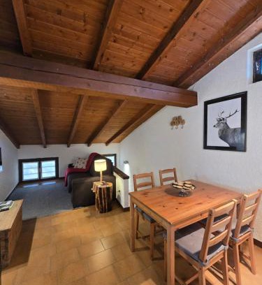 Laveno Apartamento | bb26 apartment mountain Lozio