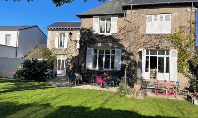 Saint-Philbert-de-Grand-Lieu Casa | Beautiful family home