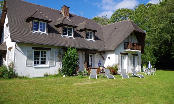 Villedieu-les-Poeles-Rouffigny Casa | Bed and Breakfast Saultchevreuil