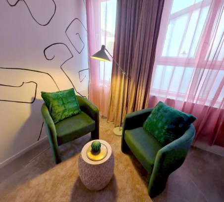 Magenta Apartamento | Be Magenta, Art Home - Rose style - Near Milano, Rho Fiera, Malpensa