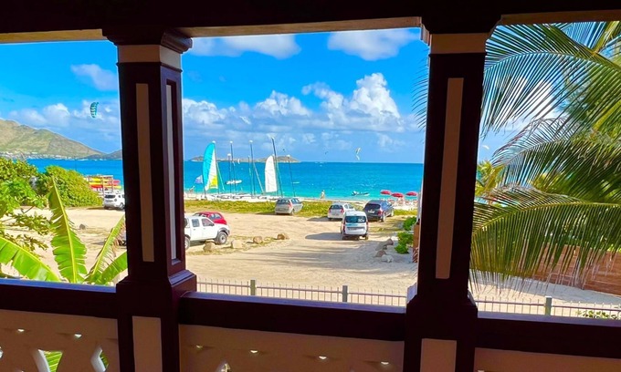 Bellevue Apartamento | Beautiful duplex with beach view