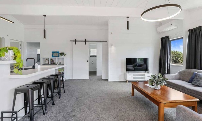 Lynmore Casa | Be Rude Not To | Ride to the Redwoods Forest