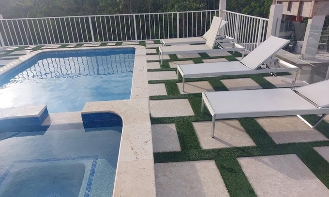 Falmouth Casa | Joy Estate, hermosa casa de 3 habitaciones y 2 baños, a pocos minutos de la playa,