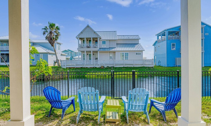Port Aransas Casa | Beach Access | Hot Tub | Game Room | Sleeps 16