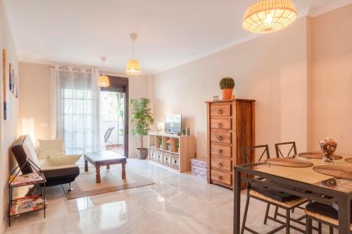 Torrequebrada Apartamento | Beach and golf apartament