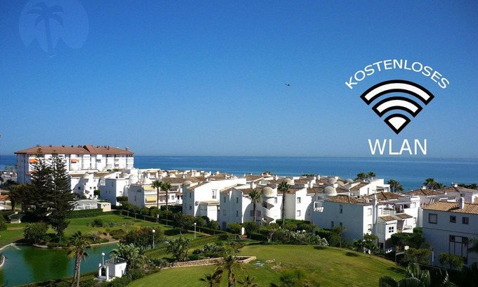 Torrox Costa Apartamento | Beach apartment Laguna Beach: sea view, 4 pools (1x heated), tennis, 2 air-conditioned, 2TV