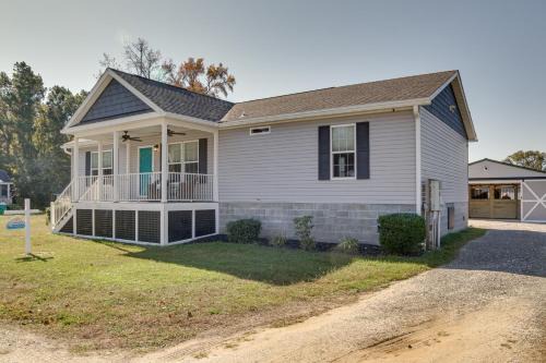Chincoteague Casa | Beach Bay Pony Place with Ponies 1 Mi to Water!