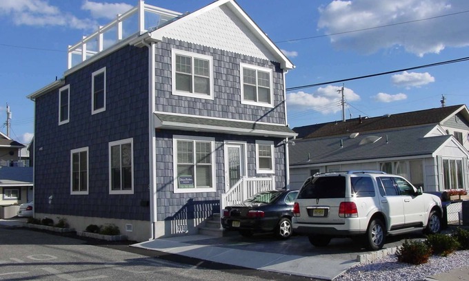 Ocean Beach I Casa | Beach Block - 4 Bedroom, 3 Bath, Roofdeck