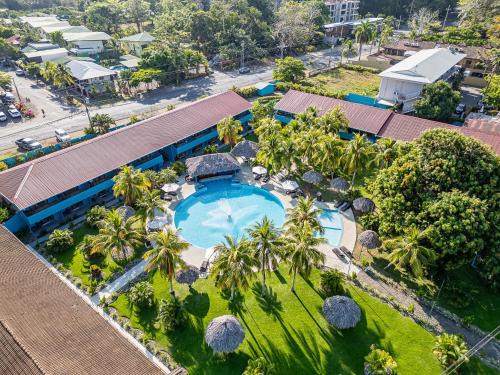 Jacó Hotel | Beach Break Resort & CR Surf Camp