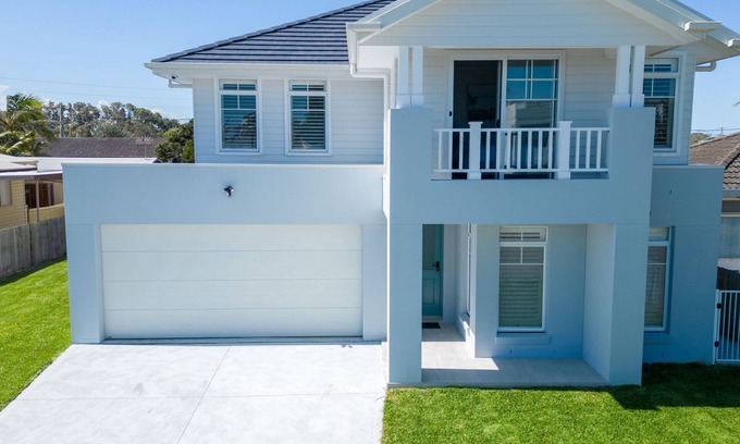 The Entrance North Casa | Beach Breeze Escape - The Entrance North