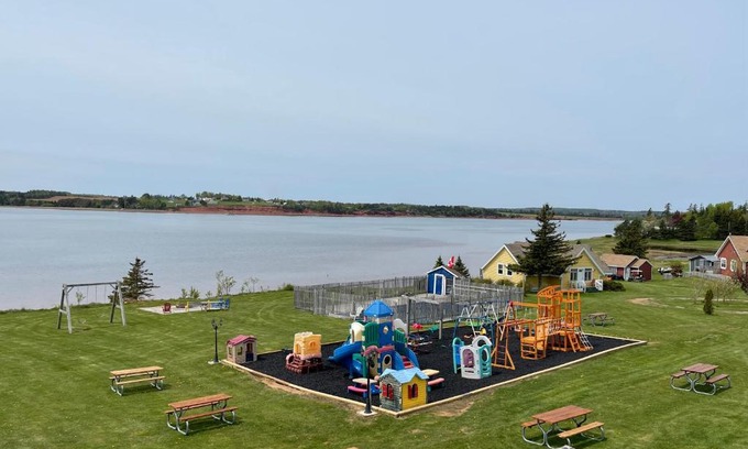 Bayview Complejo | Beach & Breeze Cottages