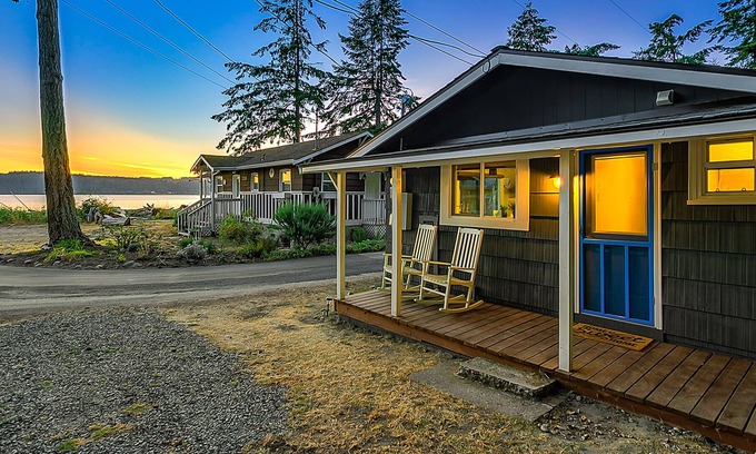 Camano Island Cabina | Beach Bungalow Close to Sundin Beach – North End of Camano Island