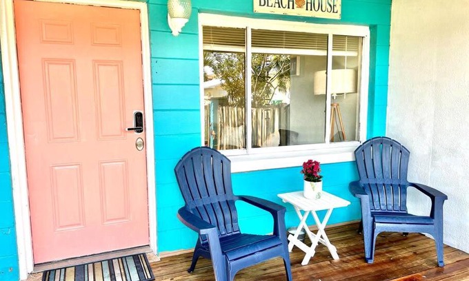 Cocoa Beach Casa | Beach Bungalow in downtown Cocoa Beach