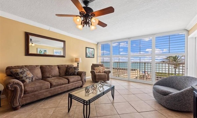 Hutchinson Island South Condominio | Condominio de playa / Restaurante en el lugar / WIFI / Capacidad 4