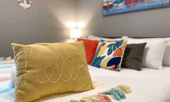 Fort Morgan Cabaña | Beach Cottage- 2 Pools -2 Kings- Bunk Room
