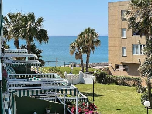 Guadalmar Apartamento | Beach Duplex with Sea views