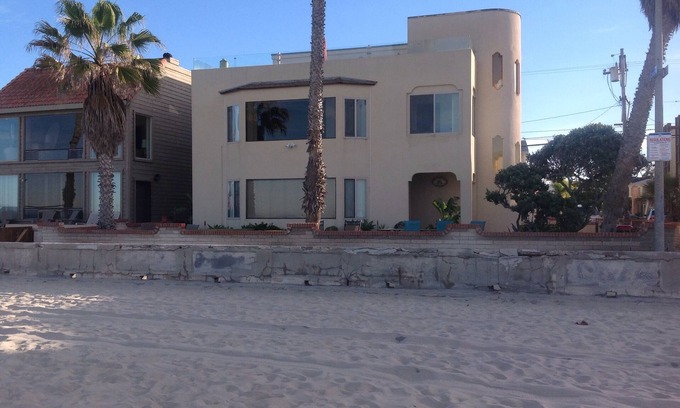 South Mission Beach Casa | FRENTE AL MAR, 5 dormitorio, en el paseo marítimo
