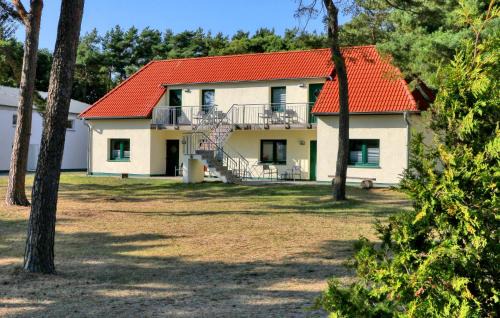 Altenkirchen Apartamento | Beach Front Apartment In Altenkirchen With Wifi