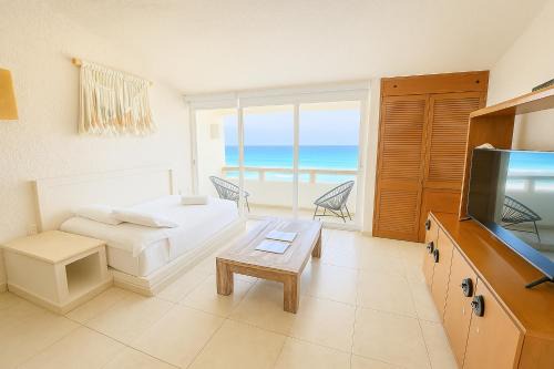 Zona Hotelera Apartamento | Beach Front Condos in Hotel Zone