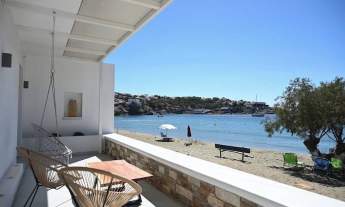 Kanala Casa | Beach-front cycladic suitenn