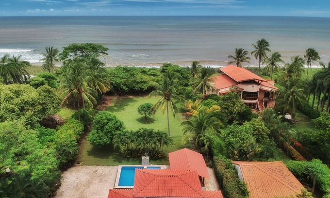 Rio Seco Casa | BEACH FRONT HOME, PERFECT FOR FAMILY AND FRIENDS