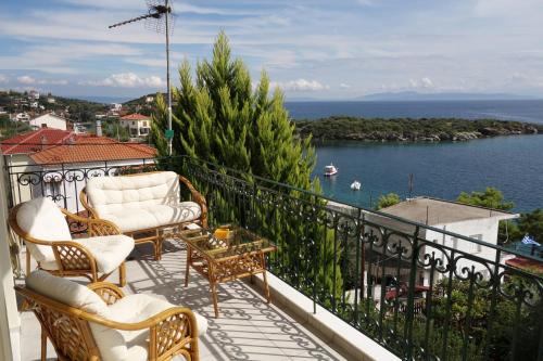 Volos Casa | Beach Front House With View