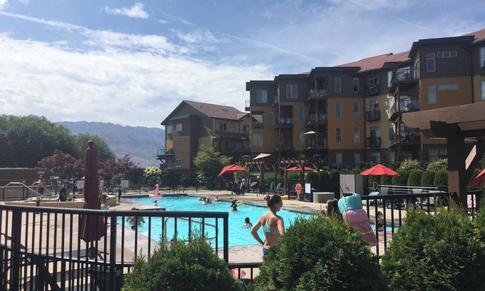 Central Okanagan Condominio | Beach Front Resort Barona Beach