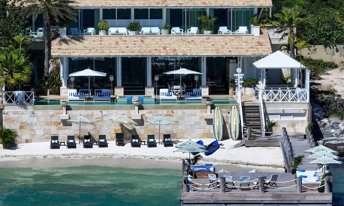 Puerto Juárez Villa | Beach Front Villa with Spectacular Ocean View