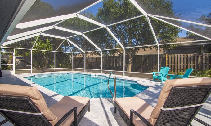 Sebastian Highlands Casa | Beach Getaway with Private Heated Pool and Two King Beds