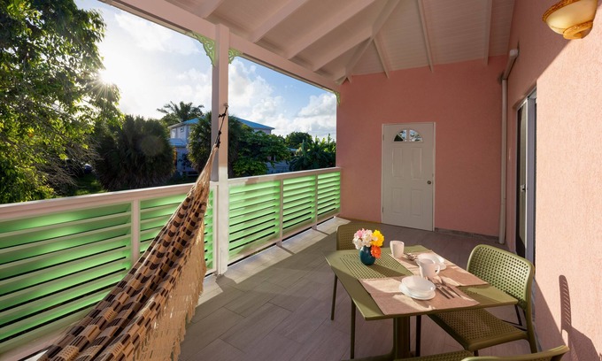 Runaway Bay Apartamento | Beach, golf, everything nearby Top quality, quiet, comfortable