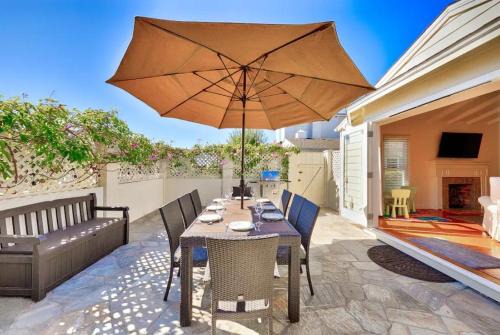 Beach Barber Tract Casa | Beach Happy