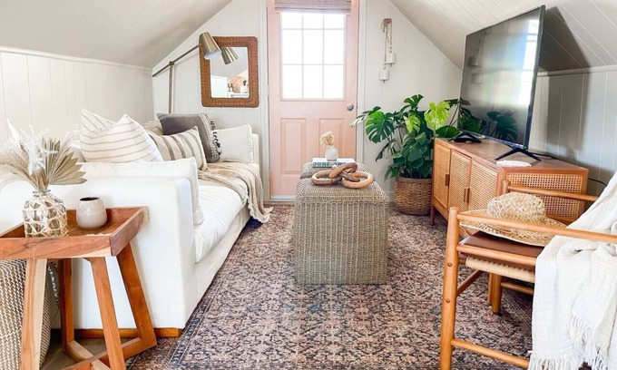 North Carolina Coast Casa | Beach Haven Bungalow #2-Sweet Beach Chic Cottage