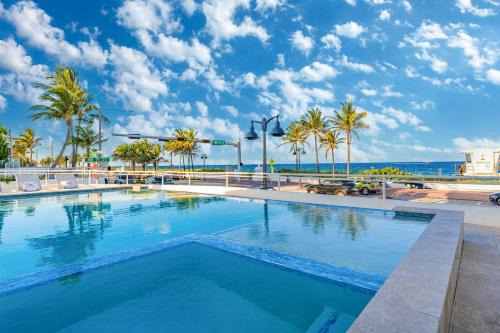 Birch Park Finger Streets Casa | Beach Haven by AvantStay Pool Ocean Views Steps from the Beach