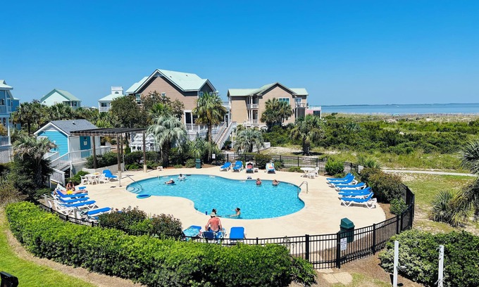 Beachwalk Condominio | Beach Hideaway! Home away from Home! Pool/Beach View - New listing