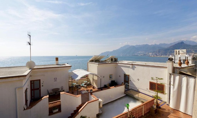 Salerno Cama Y Desayuno | Beach Hotel 14Leoni b&b