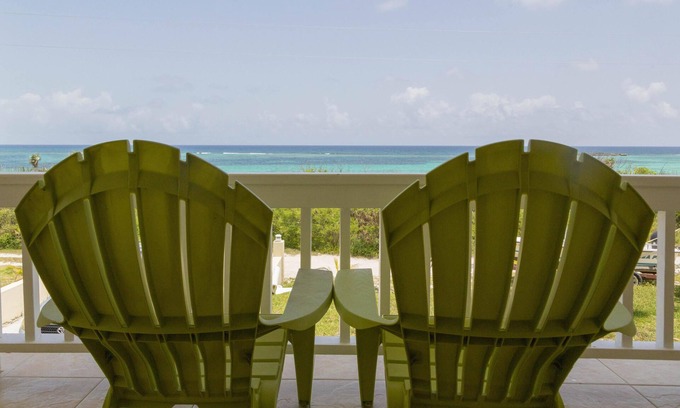 Clarence Town Casa | Casa de playa en el Blue Hole de Dean - ¡Caminando hasta el Blue Hole!
