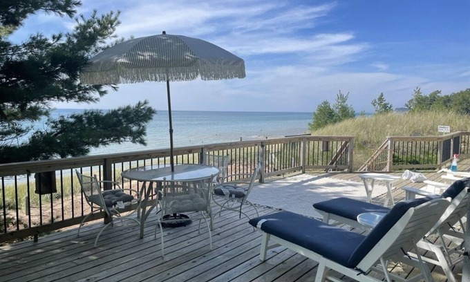 Pentwater Casa | Beach House Beauty on Lake Michigan!