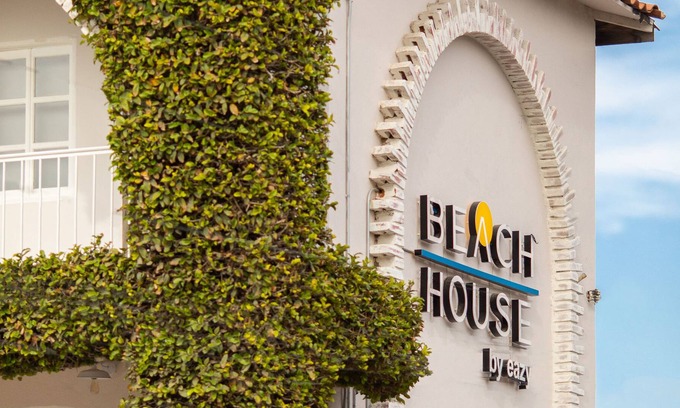 Playa Ensenada Hotel | Beach House by Eazy
