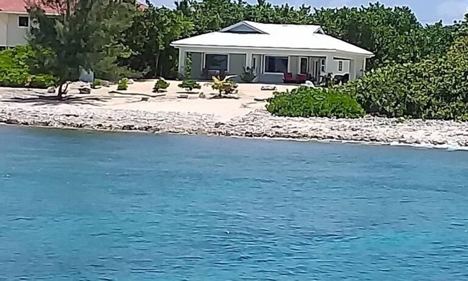 Stake Bay Casa | Casa de playa de nueva construcción, pasos del agua ...