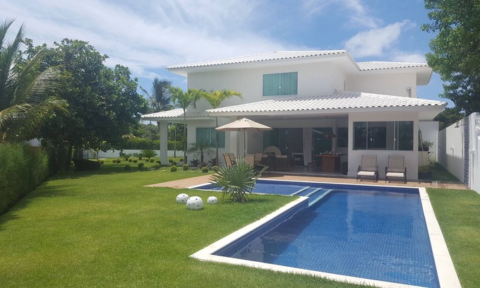 Centro Casa | Casa de playa en Guarajuba, totalmente amueblada, condominio de lujo y seguridad las 24 horas