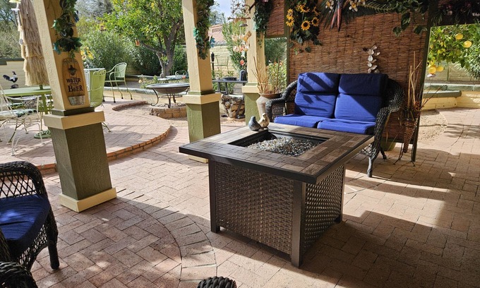 Villages of Green Valley Casa | BEACH HOUSE IN THE DESERT