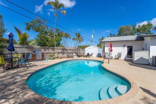 Lantana Casa | Beach House/KING BD/Hot Tub/Pool/Fire Pit/Gym/Golf