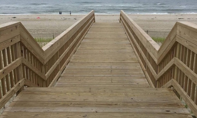 Ocean Beach Casa | Beach house located in Ocean Beach/ Seaview - steps away from the waves!