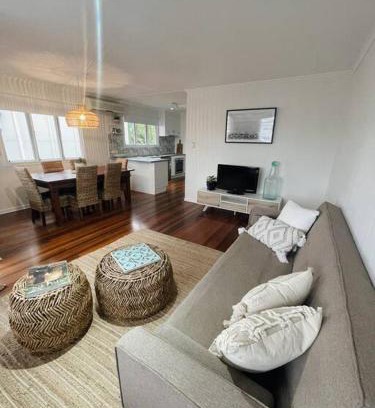 Moffat Beach Casa | Beach House @ Moffat